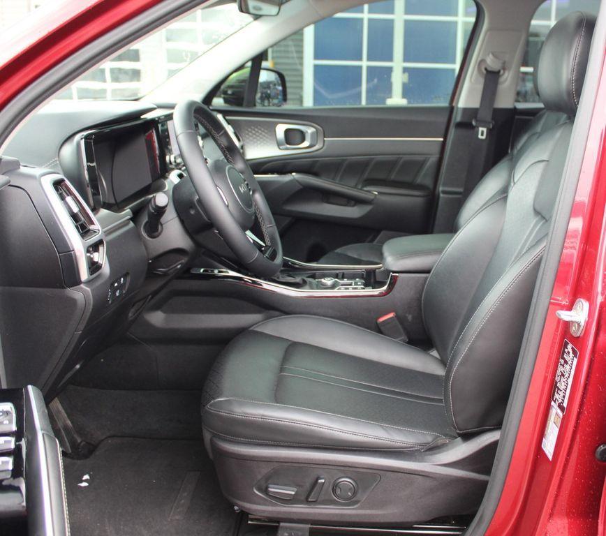 used 2022 Kia Sorento car, priced at $23,847