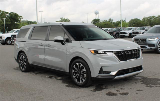used 2024 Kia Carnival car, priced at $38,957