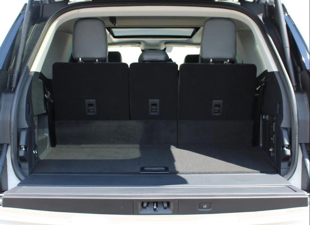 new 2025 Ford Expedition car, priced at $73,480