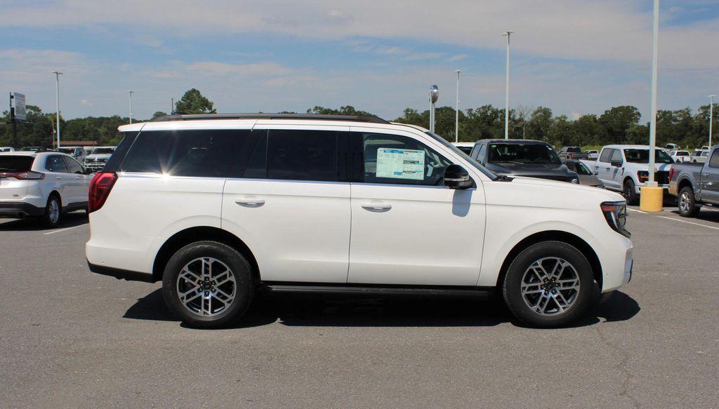 new 2025 Ford Expedition car, priced at $73,480