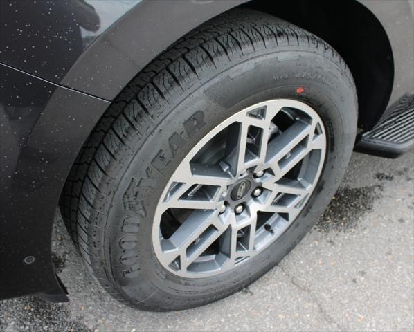 new 2025 Ford Expedition car, priced at $68,705