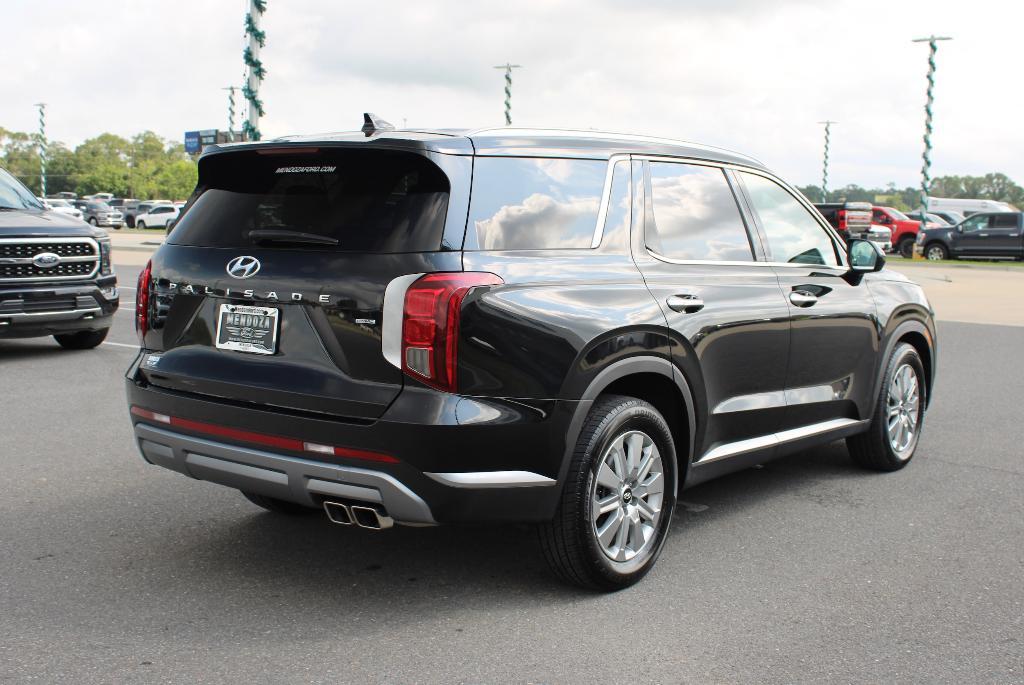 used 2024 Hyundai Palisade car, priced at $38,597