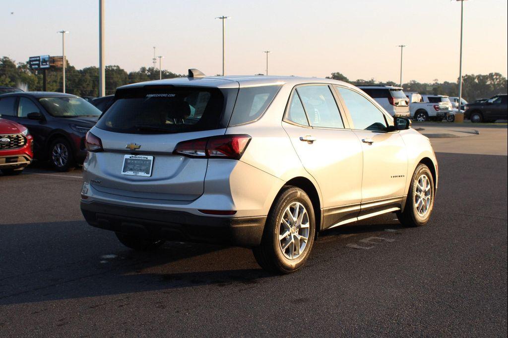 used 2022 Chevrolet Equinox car, priced at $18,637