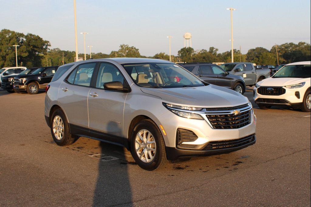 used 2022 Chevrolet Equinox car, priced at $18,637