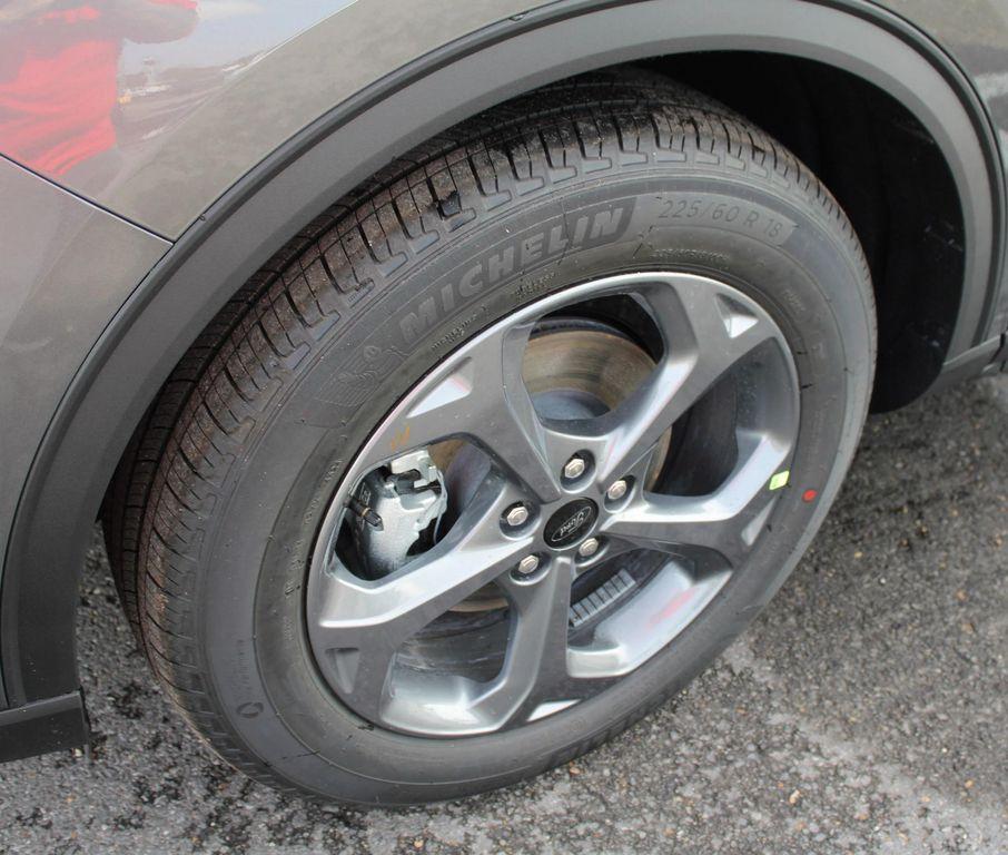new 2025 Ford Escape car, priced at $28,980
