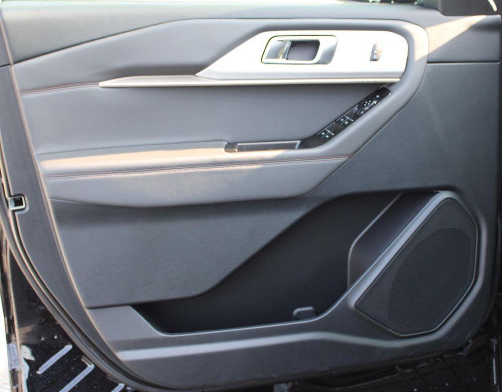 new 2025 Ford Explorer car, priced at $41,745