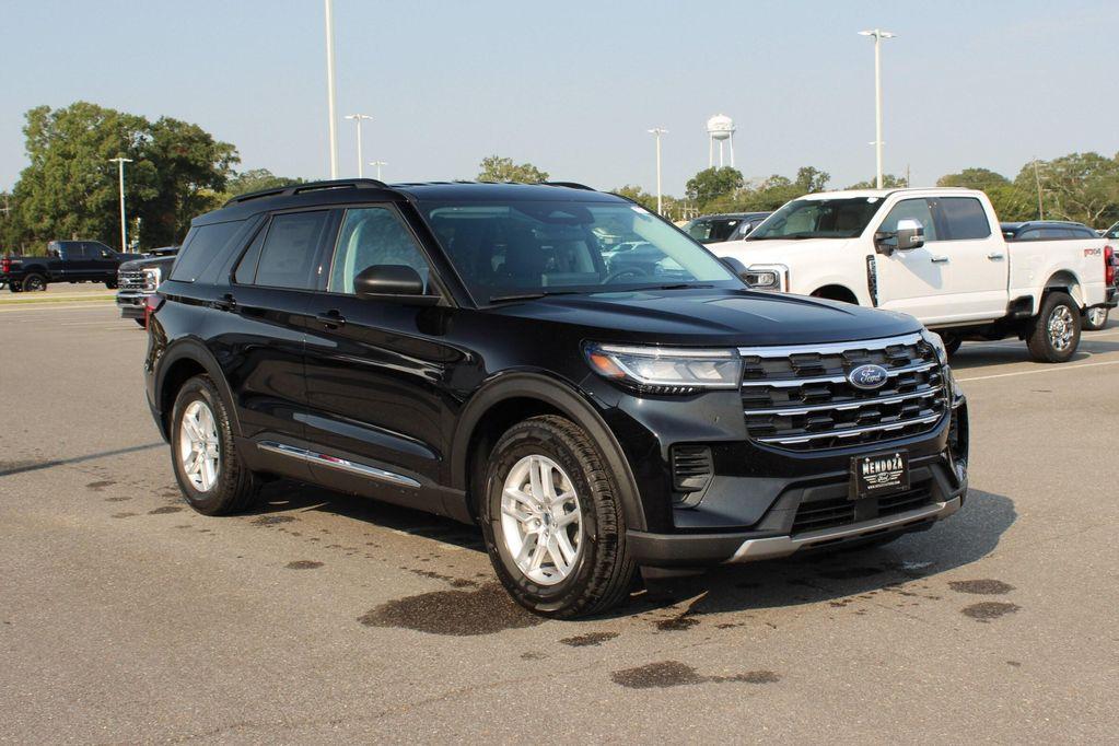new 2025 Ford Explorer car, priced at $41,745