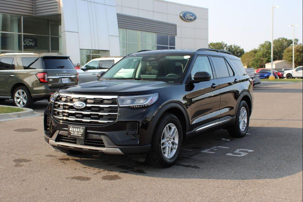 new 2025 Ford Explorer car, priced at $41,745