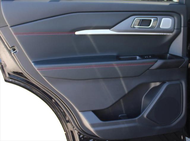 new 2025 Ford Explorer car