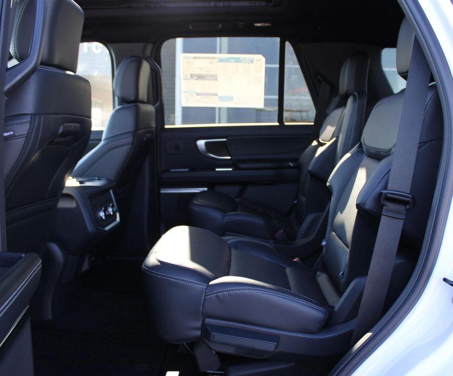 new 2025 Ford Expedition car, priced at $84,730