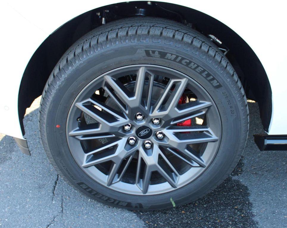 new 2025 Ford Expedition car, priced at $84,730