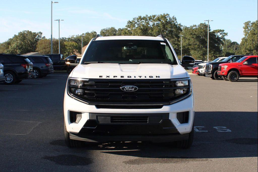 new 2025 Ford Expedition car, priced at $84,730
