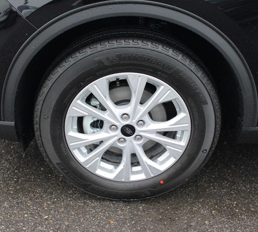 new 2025 Ford Escape car, priced at $29,360