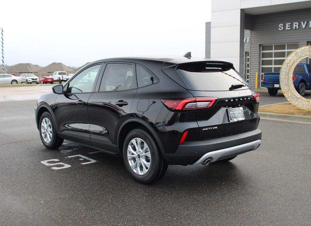 new 2025 Ford Escape car, priced at $29,360