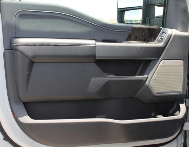 new 2025 Ford F-250 car, priced at $91,870