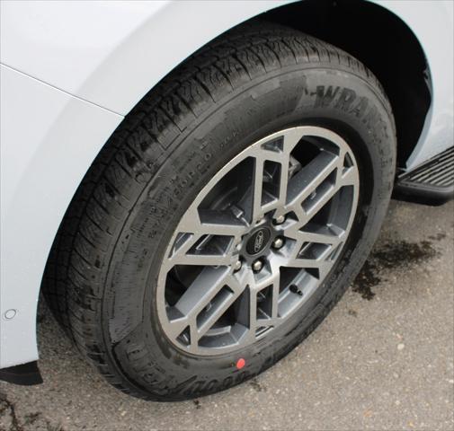 new 2025 Ford Expedition Max car, priced at $71,965