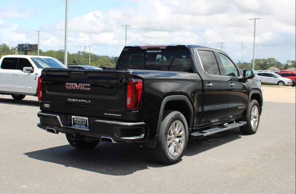 used 2021 GMC Sierra 1500 car, priced at $40,577