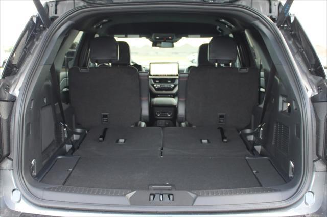 new 2025 Ford Explorer car, priced at $47,035