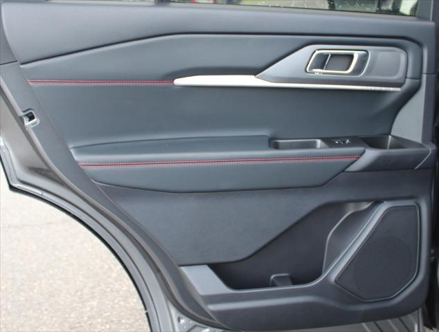 new 2025 Ford Explorer car, priced at $47,035