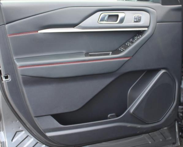 new 2025 Ford Explorer car, priced at $47,035