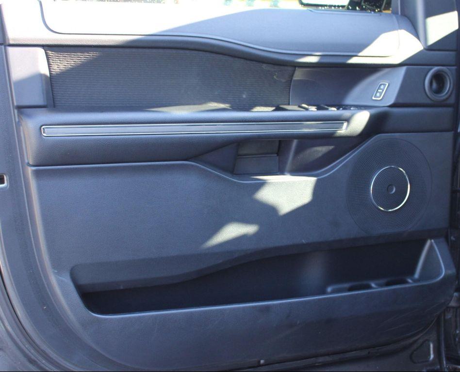 used 2020 Ford Expedition car, priced at $35,997
