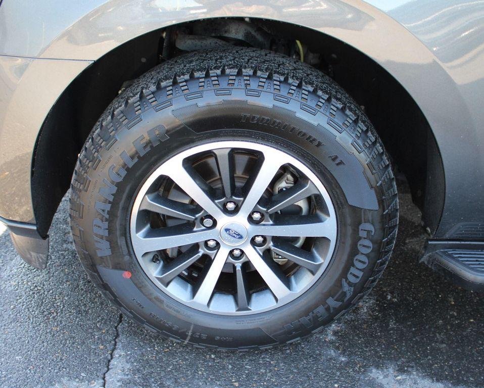 used 2020 Ford Expedition car, priced at $35,997