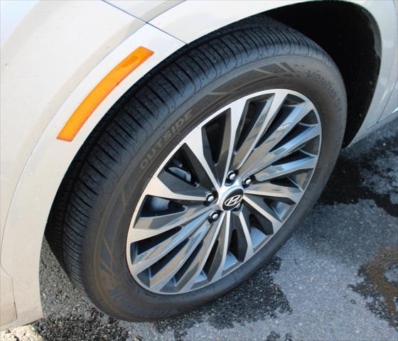 used 2025 Hyundai Palisade car, priced at $47,977