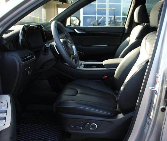 used 2025 Hyundai Palisade car, priced at $47,977