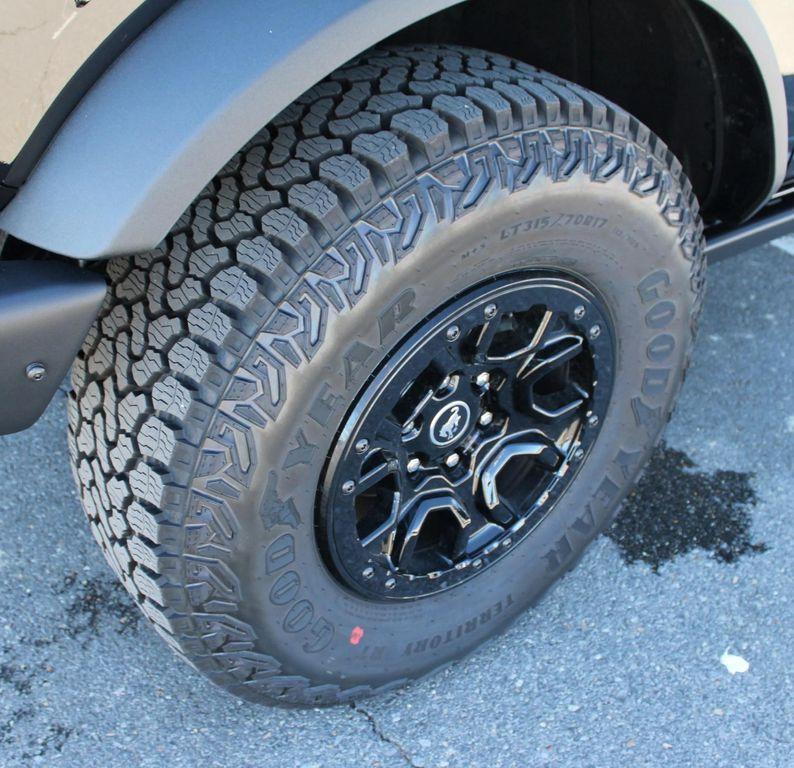 new 2025 Ford Bronco car, priced at $73,300