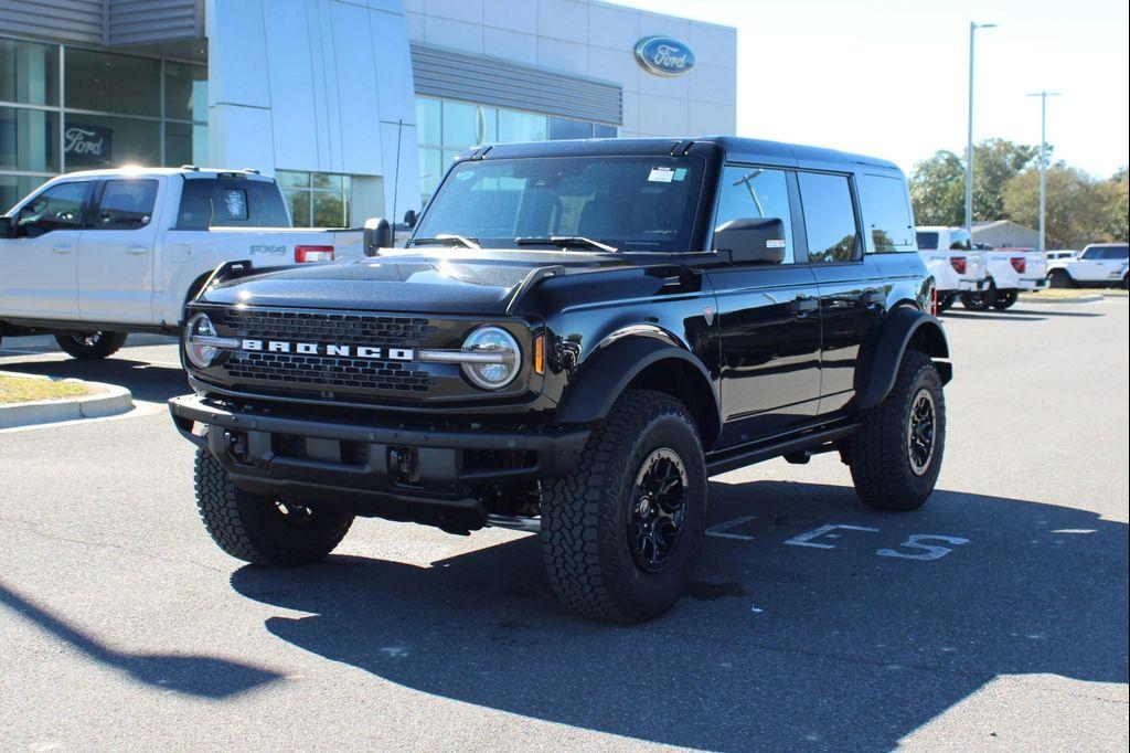 new 2025 Ford Bronco car, priced at $73,300