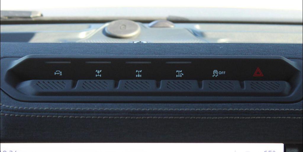 new 2025 Ford Bronco car, priced at $73,300