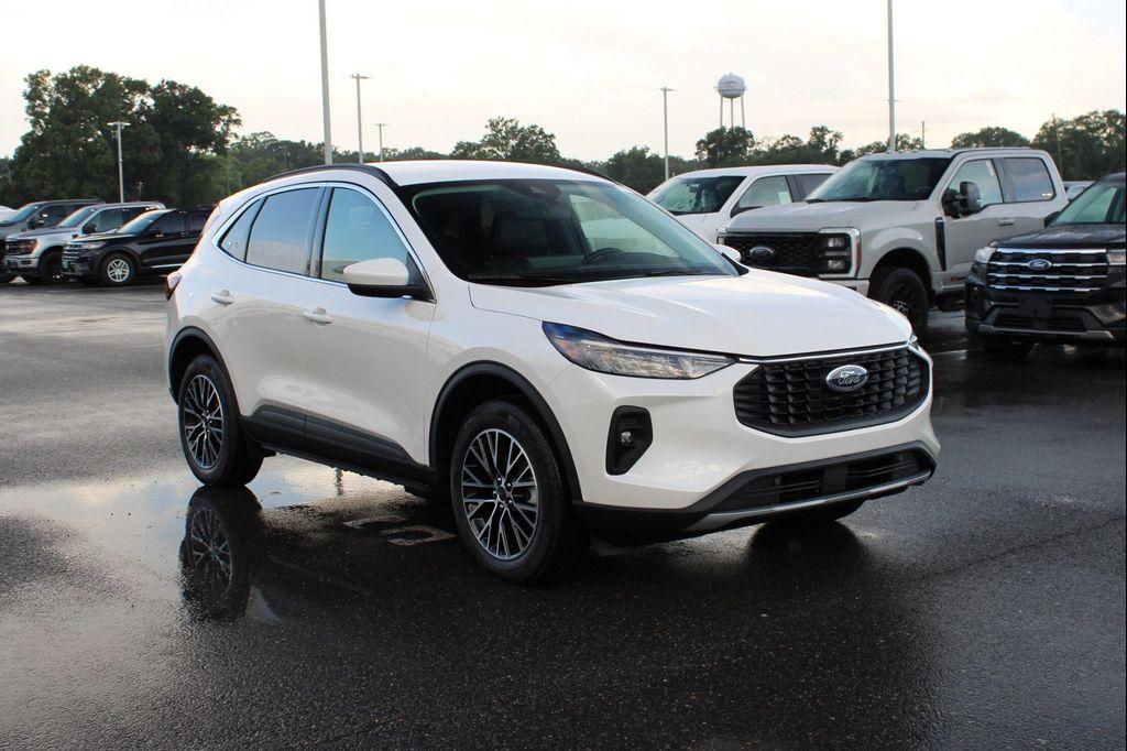 new 2025 Ford Escape PHEV car, priced at $34,890