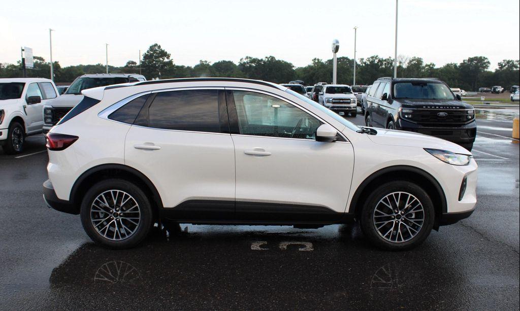 new 2025 Ford Escape PHEV car, priced at $34,890