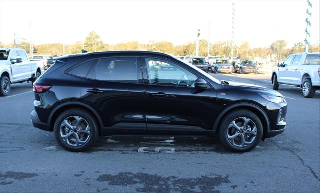 new 2025 Ford Escape car, priced at $33,470