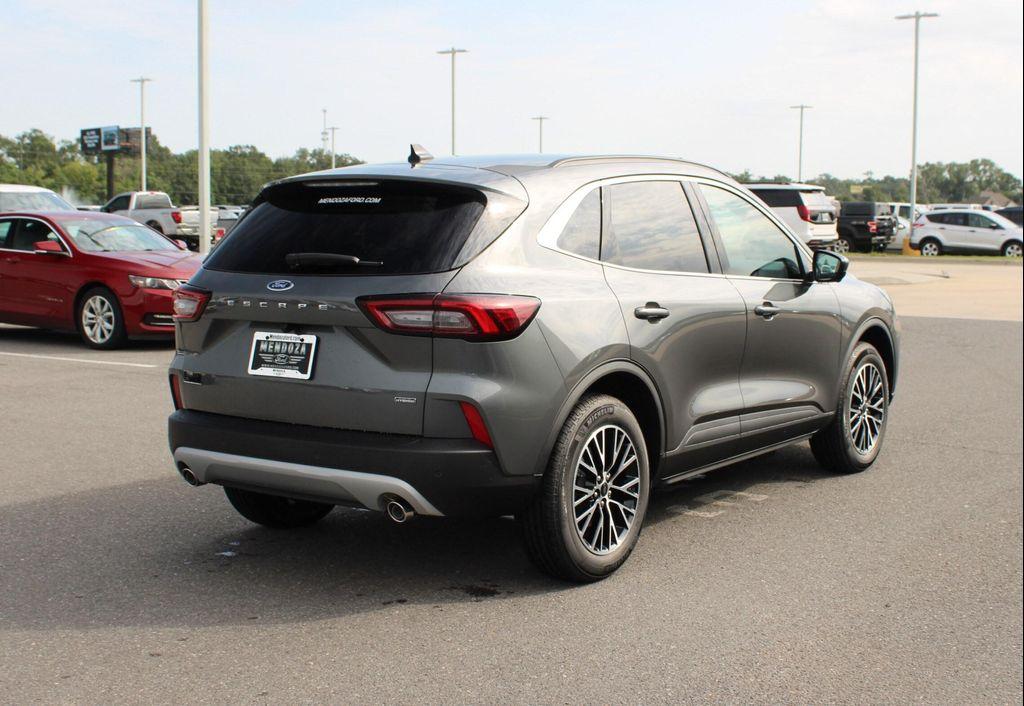 new 2025 Ford Escape PHEV car, priced at $38,425
