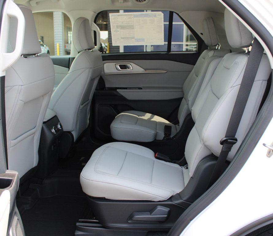 new 2025 Ford Explorer car, priced at $46,200