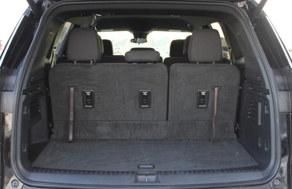 used 2025 GMC Acadia car, priced at $36,997