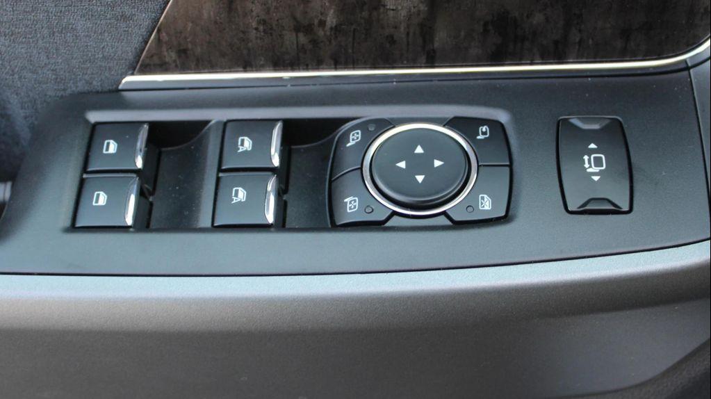 new 2025 Ford F-250 car, priced at $75,335