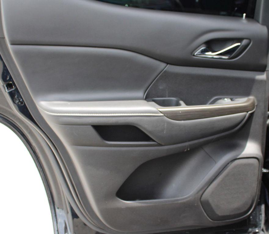 used 2022 GMC Acadia car, priced at $22,997