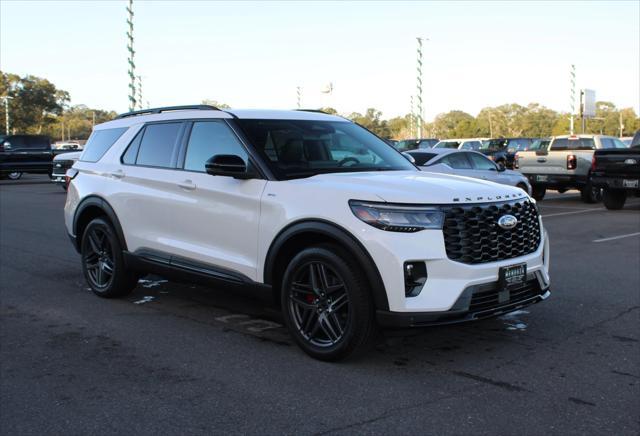 new 2025 Ford Explorer car, priced at $54,335