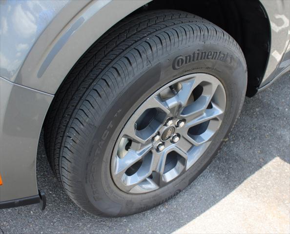 new 2025 Ford Maverick car, priced at $33,440