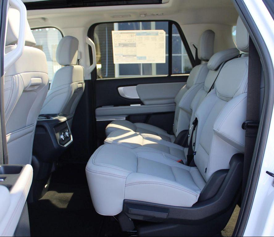 new 2025 Ford Expedition Max car, priced at $73,320