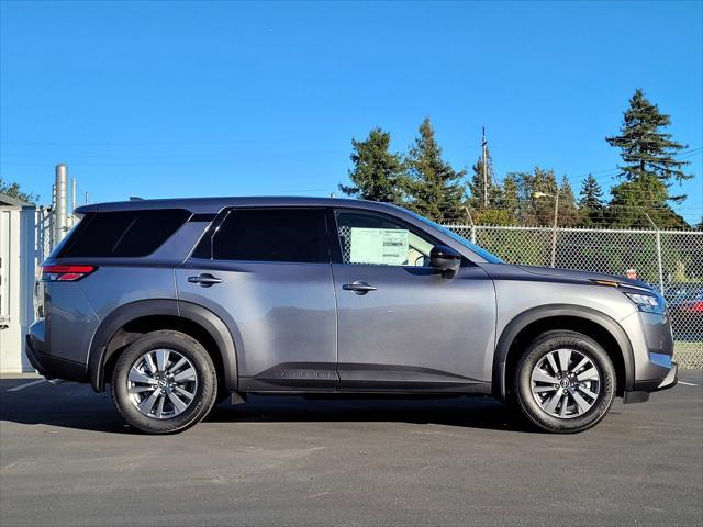 new 2025 Nissan Pathfinder car, priced at $39,010