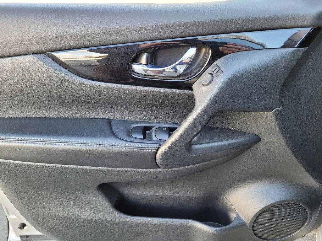 used 2022 Nissan Rogue Sport car, priced at $20,702