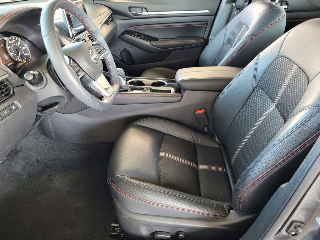 used 2023 Nissan Altima car, priced at $25,995