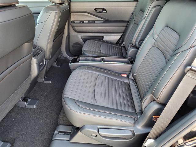 new 2025 Nissan Pathfinder car, priced at $46,595