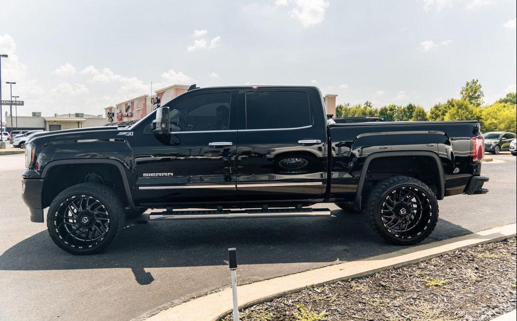 used 2017 GMC Sierra 1500 car, priced at $33,900