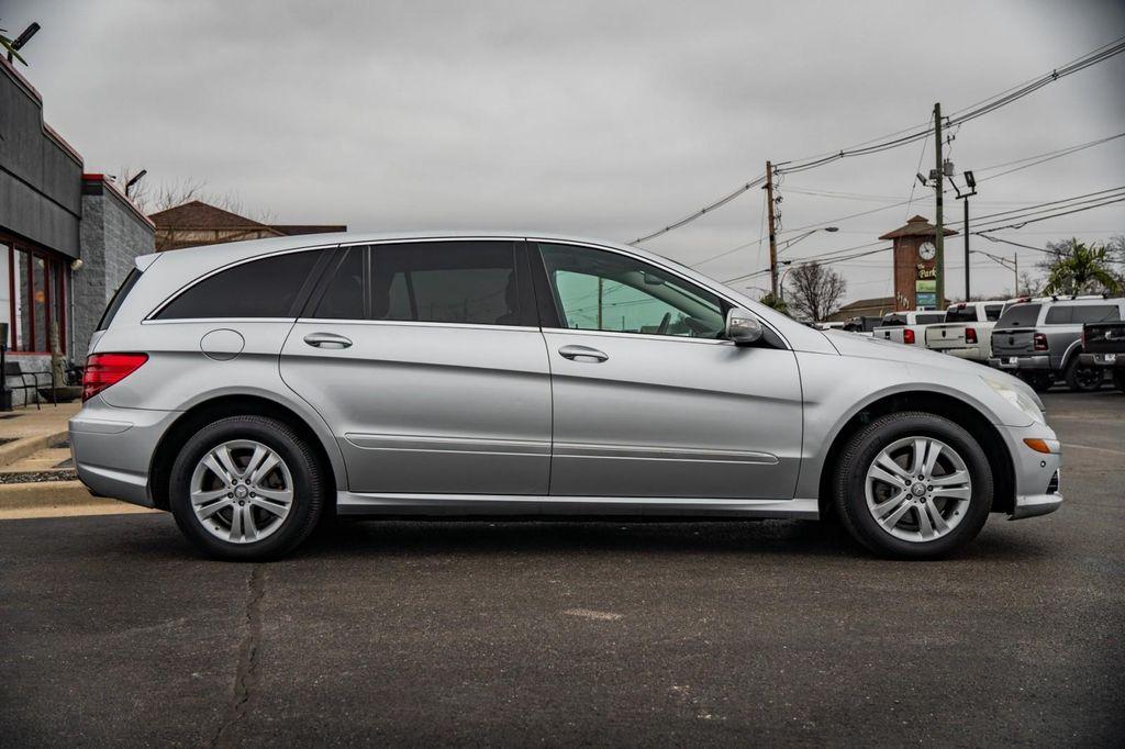 used 2009 Mercedes-Benz R-Class car, priced at $7,500