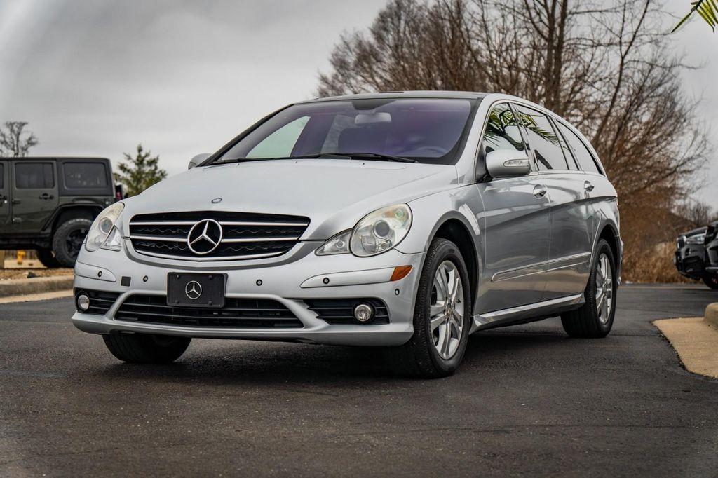 used 2009 Mercedes-Benz R-Class car, priced at $7,500