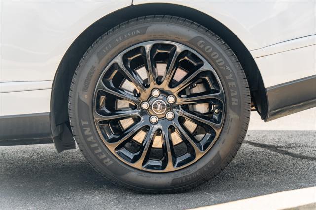 used 2018 Land Rover Range Rover car, priced at $30,900